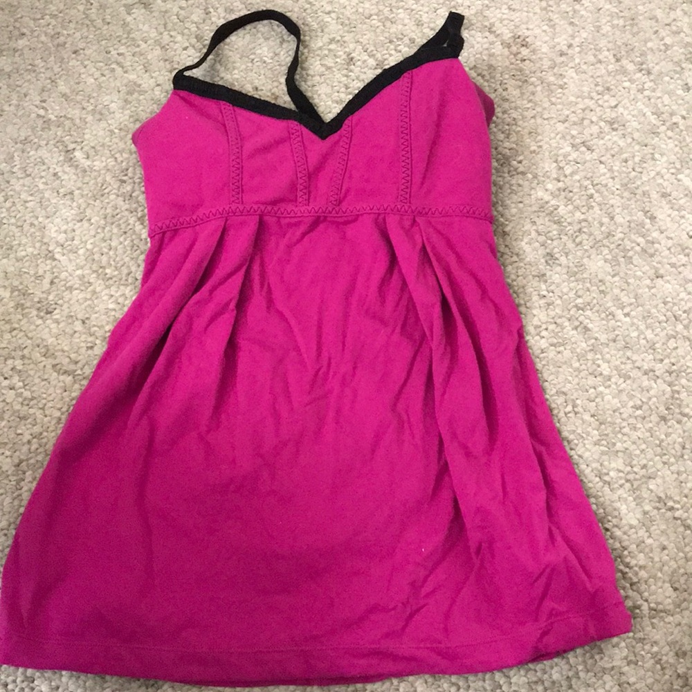 Lulu lemon top